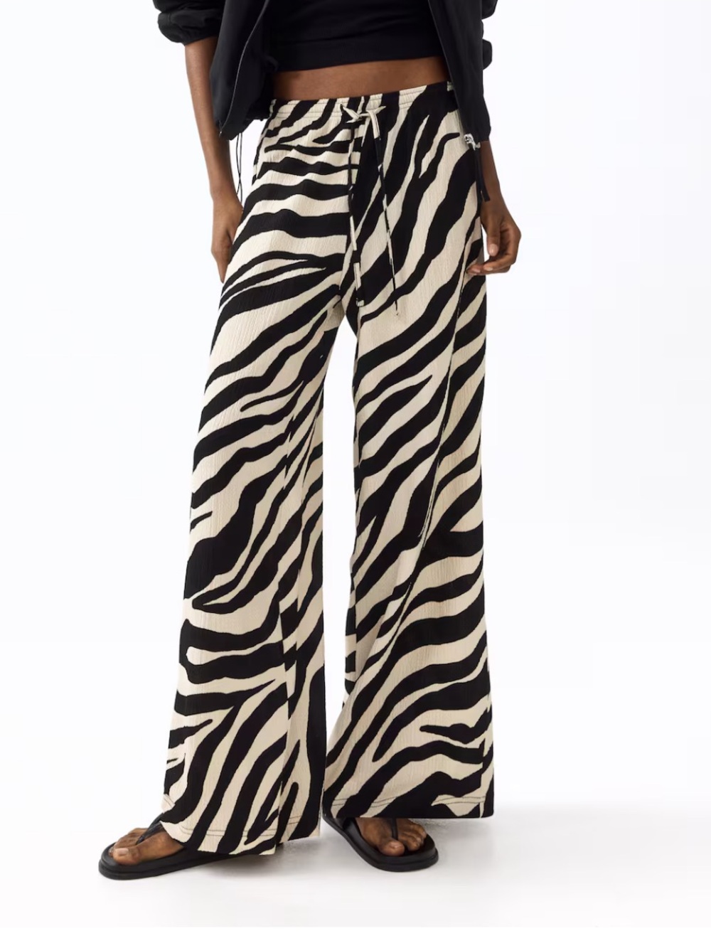 SOLD OUT & NWT H&M wide-cut pull on pants in black zebra sz M